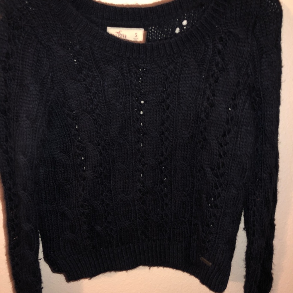 Hollister sweater